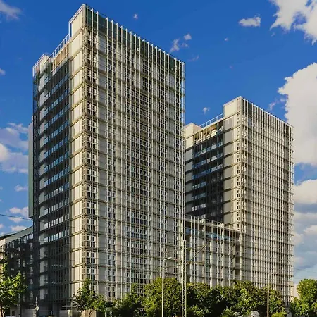 アパート Golden - 10th Floor View, Slominskiego ワルシャワ