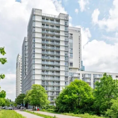 Daire Golden - 10th Floor View, Slominskiego